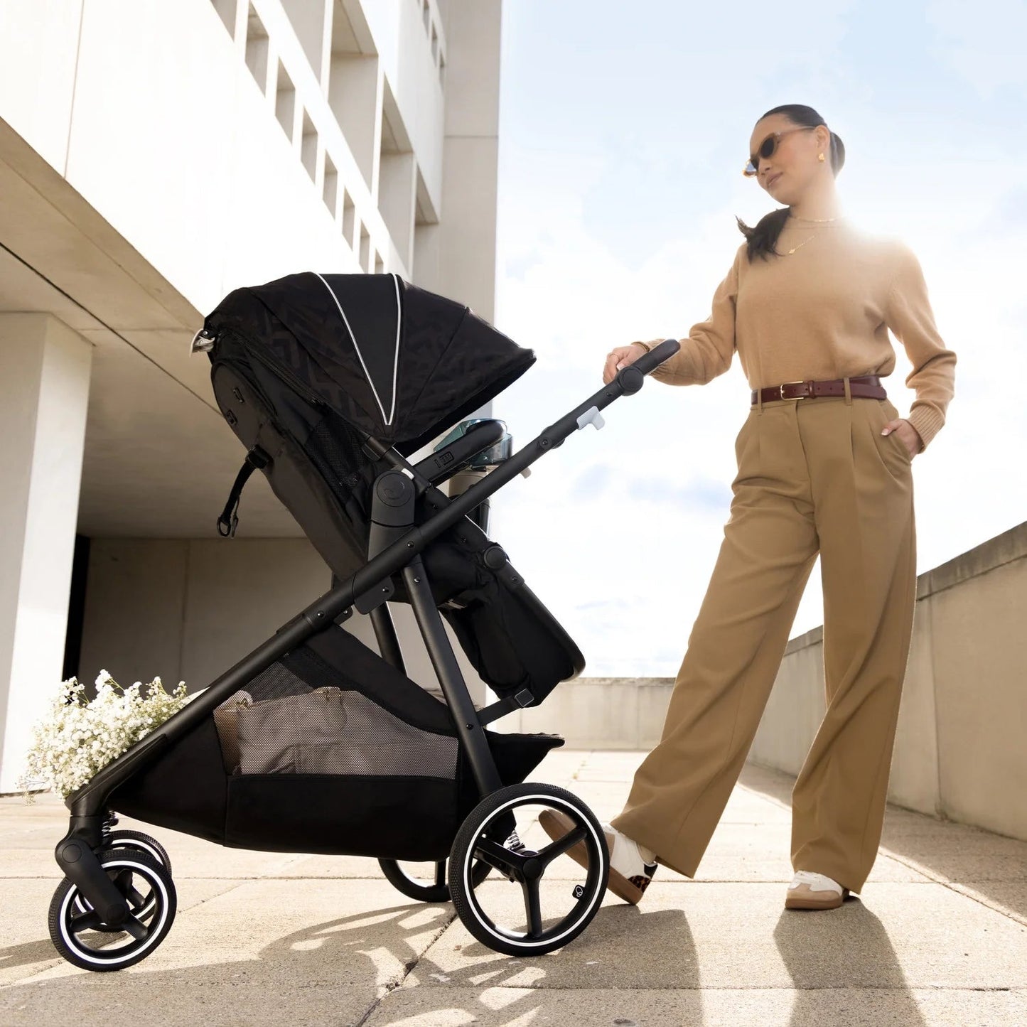 Shyft Intuiti+ Stroller (Dubhan Black)